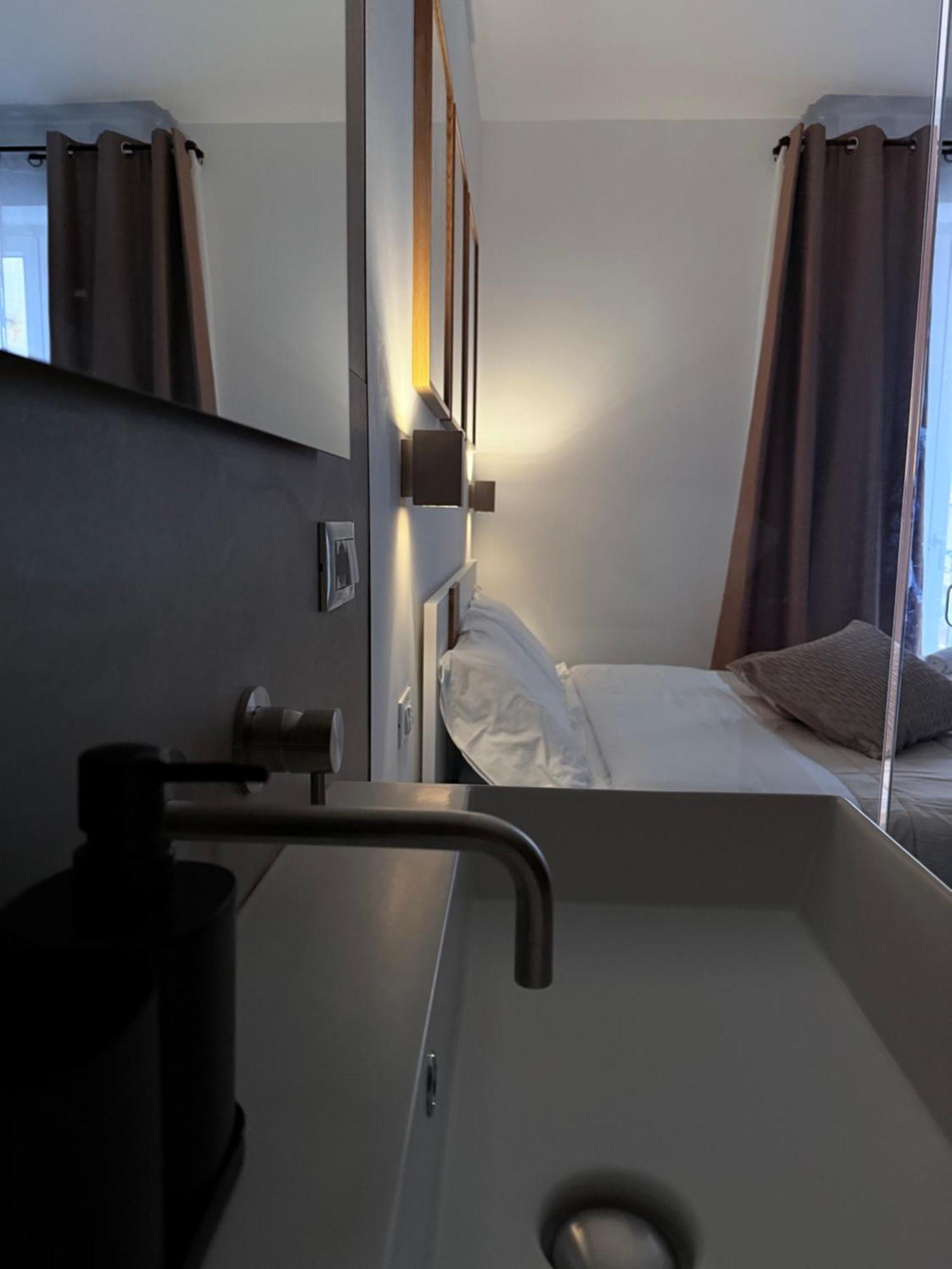 Santa Rosalia Suites Palermo Exterior foto