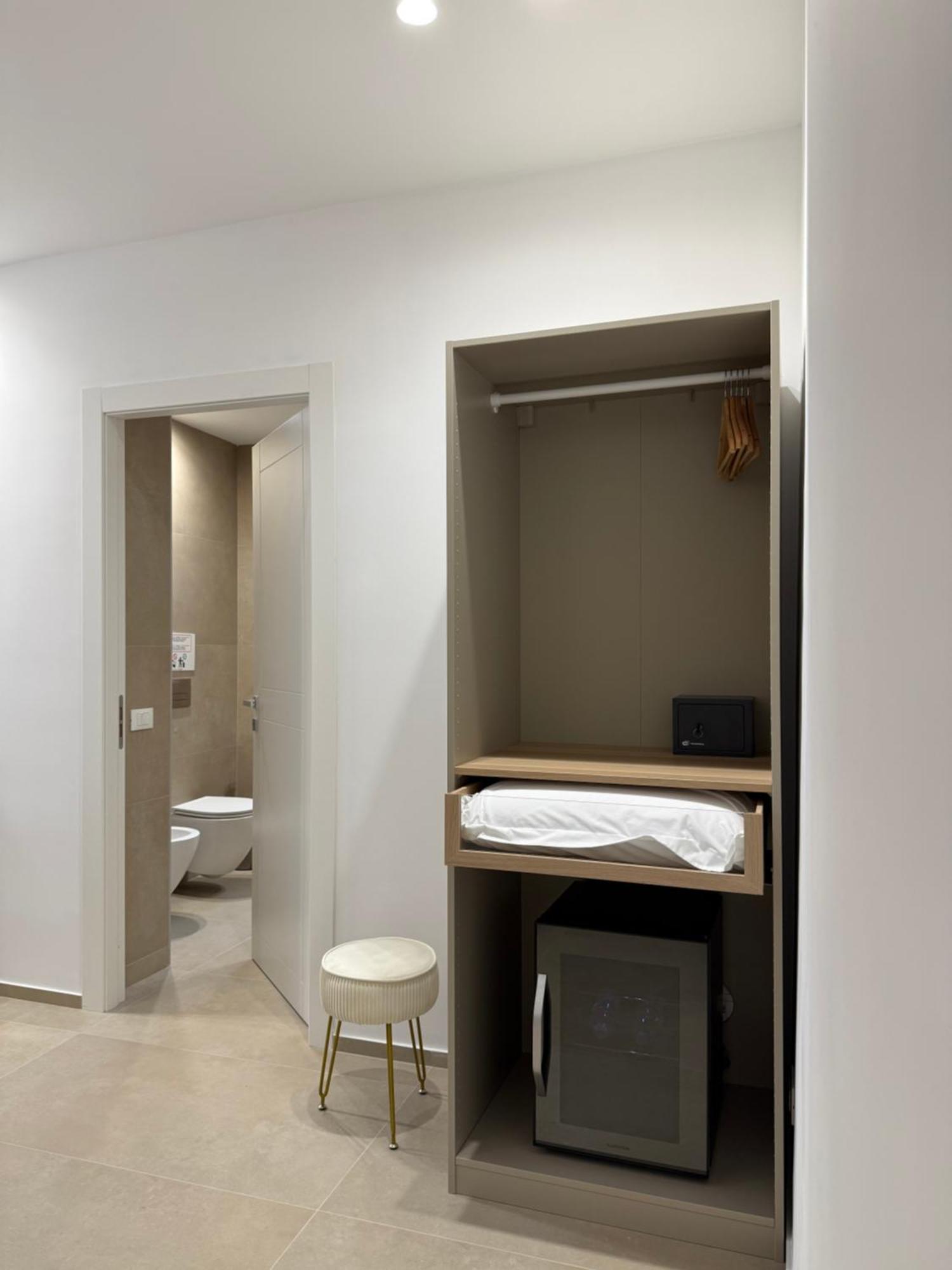 Santa Rosalia Suites Palermo Exterior foto